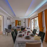 Vilă Infinity Olympia *